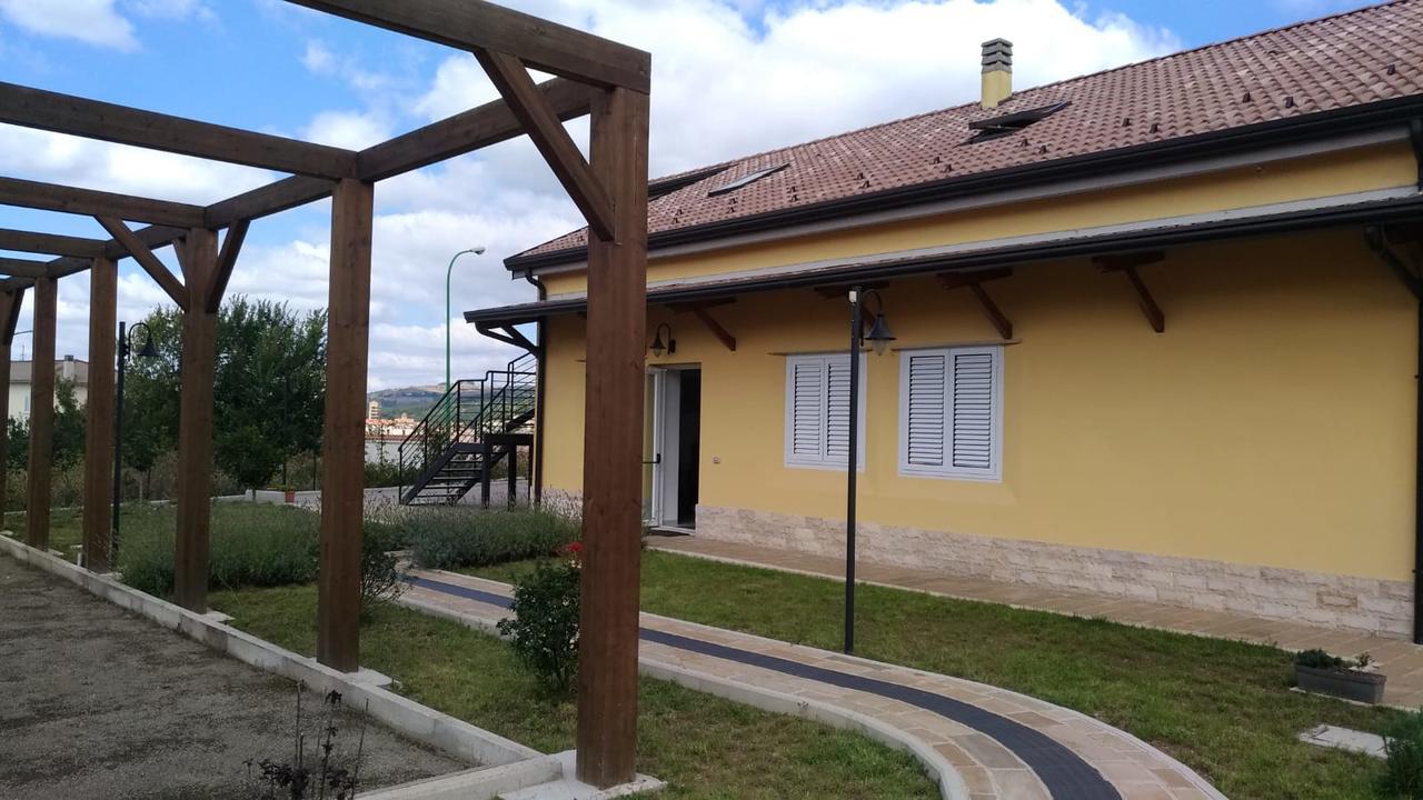 Ostello Villafranca Pignola Luaran gambar